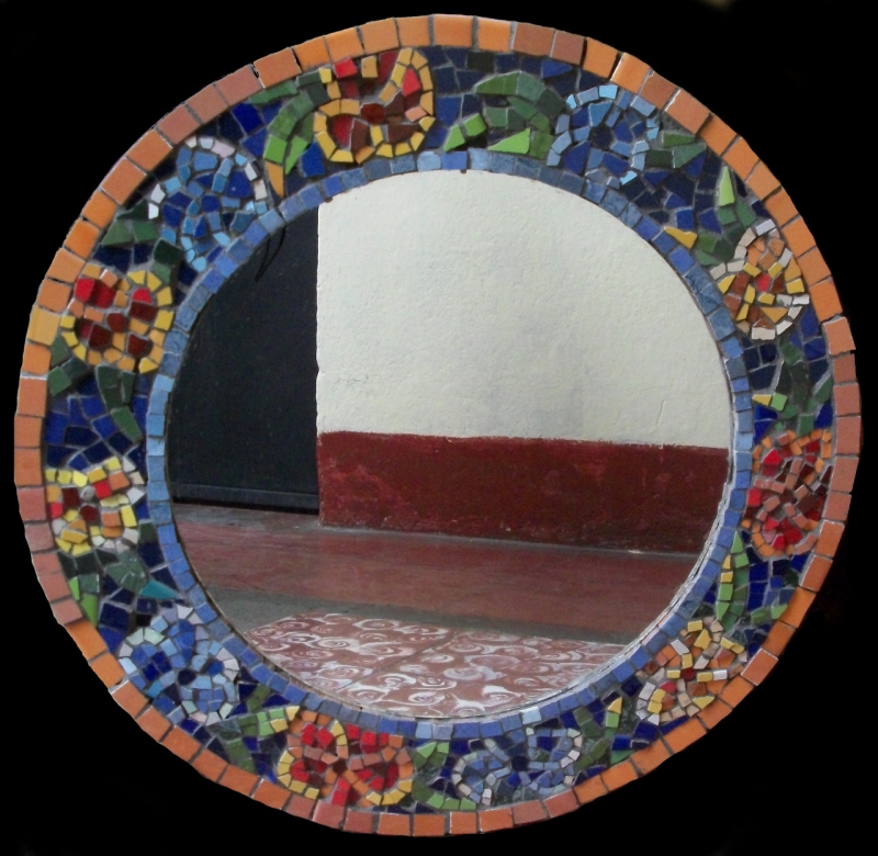 Flores en el espejo (0.60 cmts, de circunferencia)